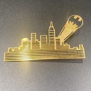Dc Comics Inc Batman Signal Pin Gotham City Gold Tone Brooch
